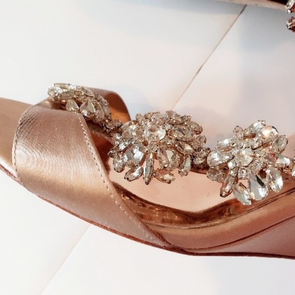 Badgley Mischka jeweled sandals - Picture 4 of 6